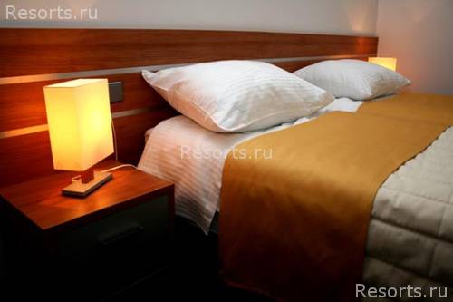 Eden Hotel 42
